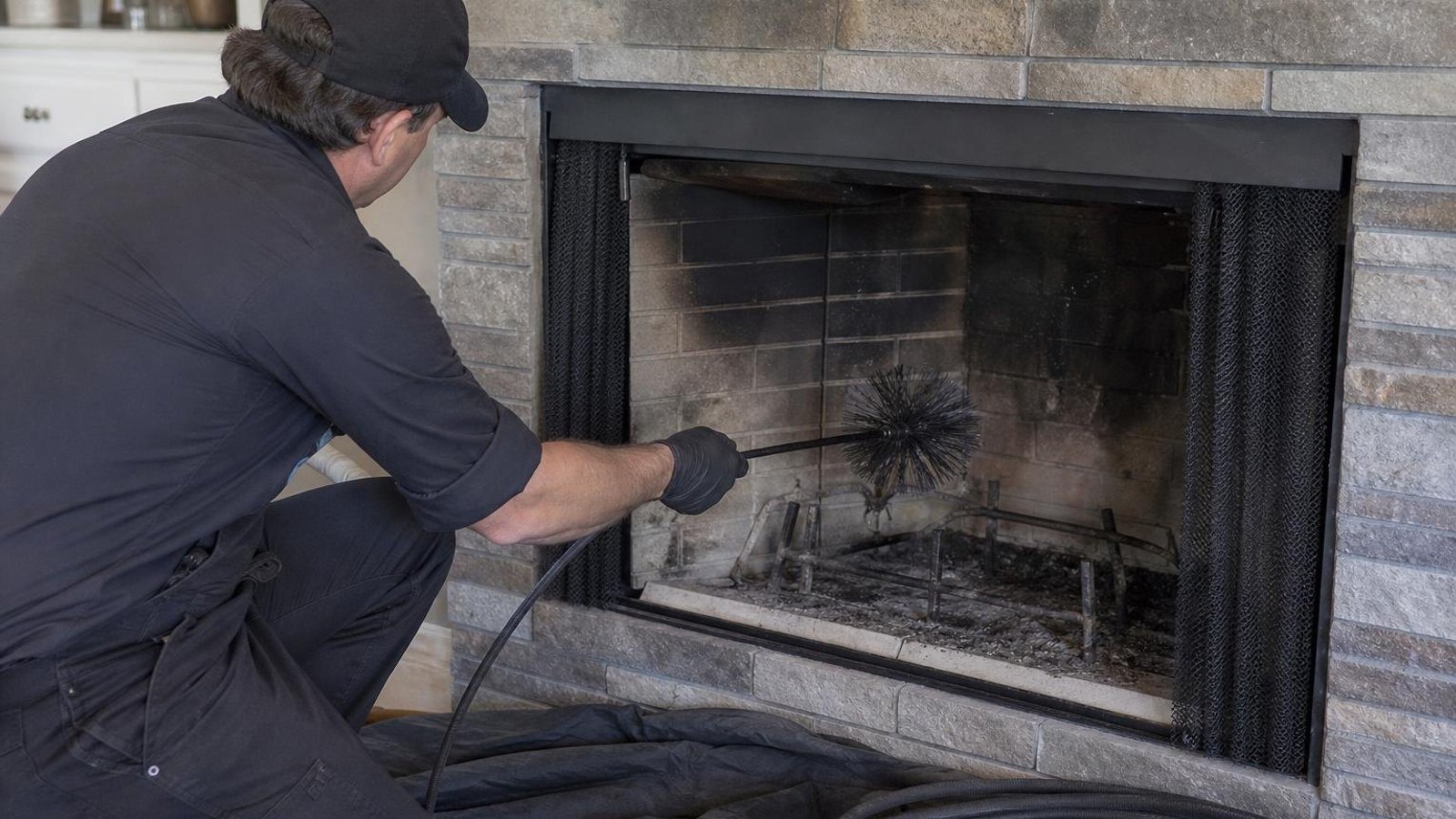 Local chimney sweep & inspection for Tampa homes